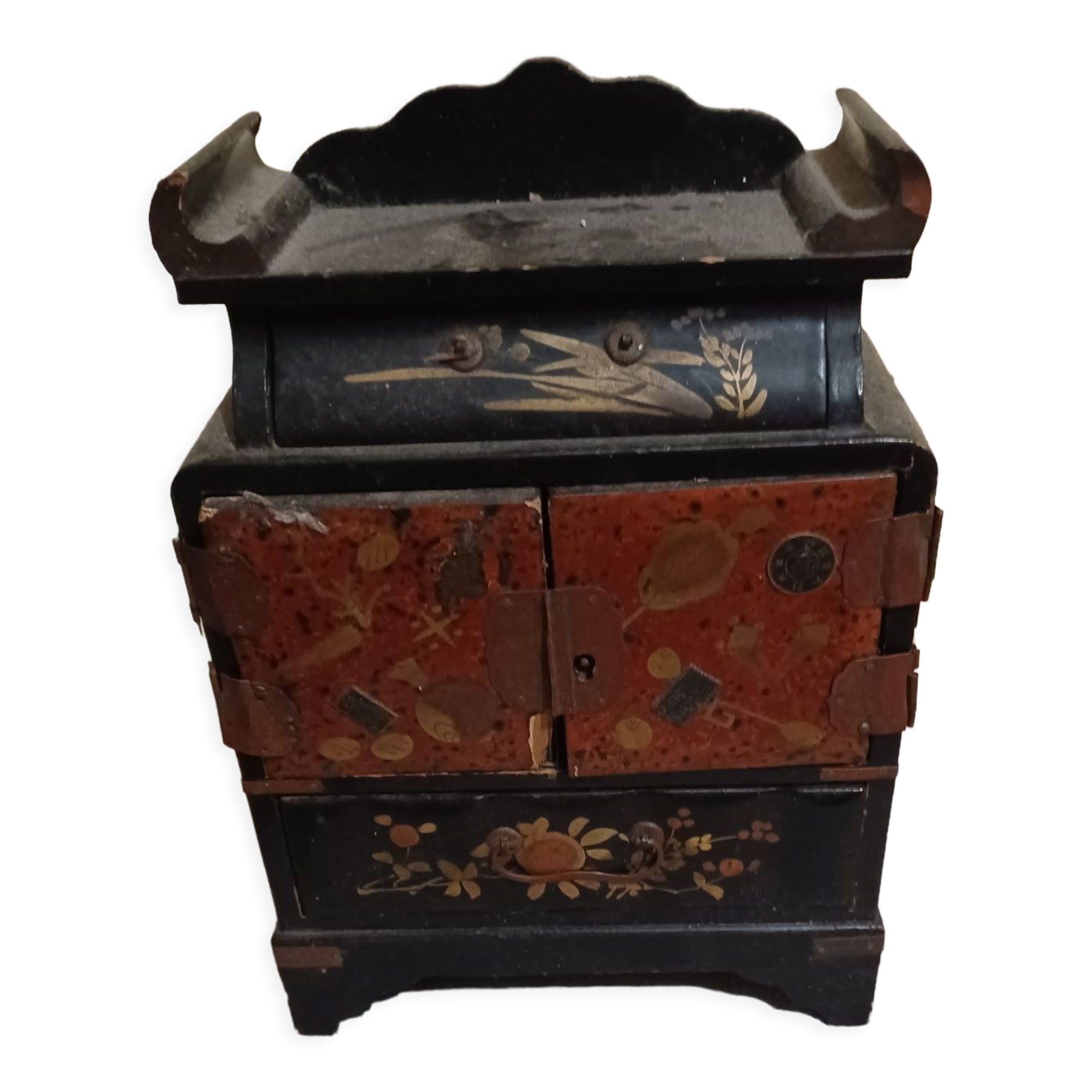 Japan miniature cabinet