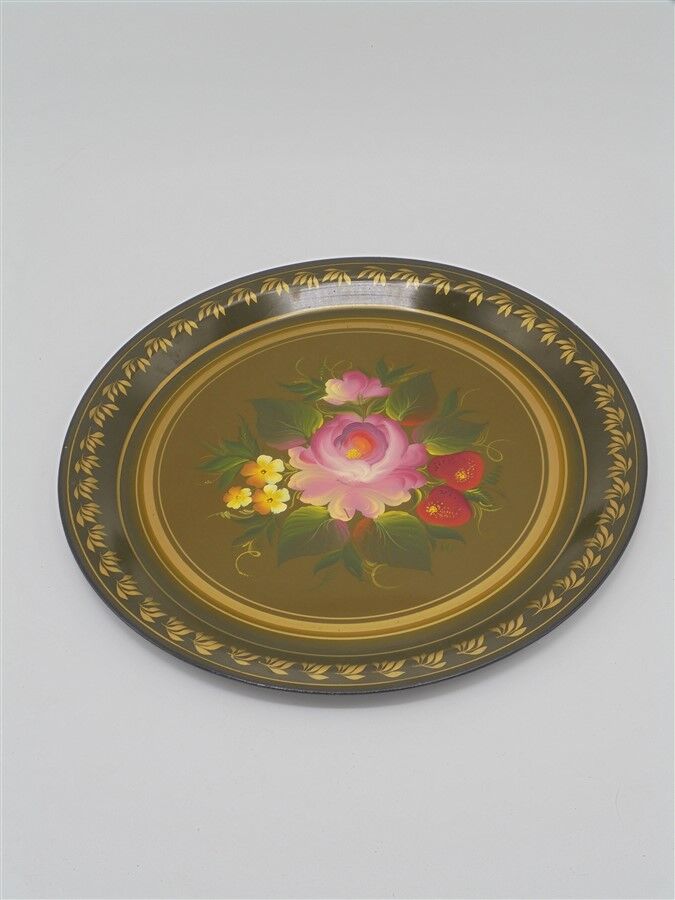 Round tray