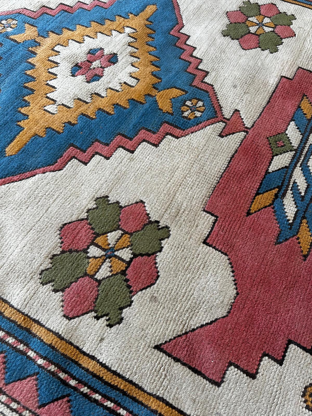 Handmade Turkish rug 170cm x 280cm