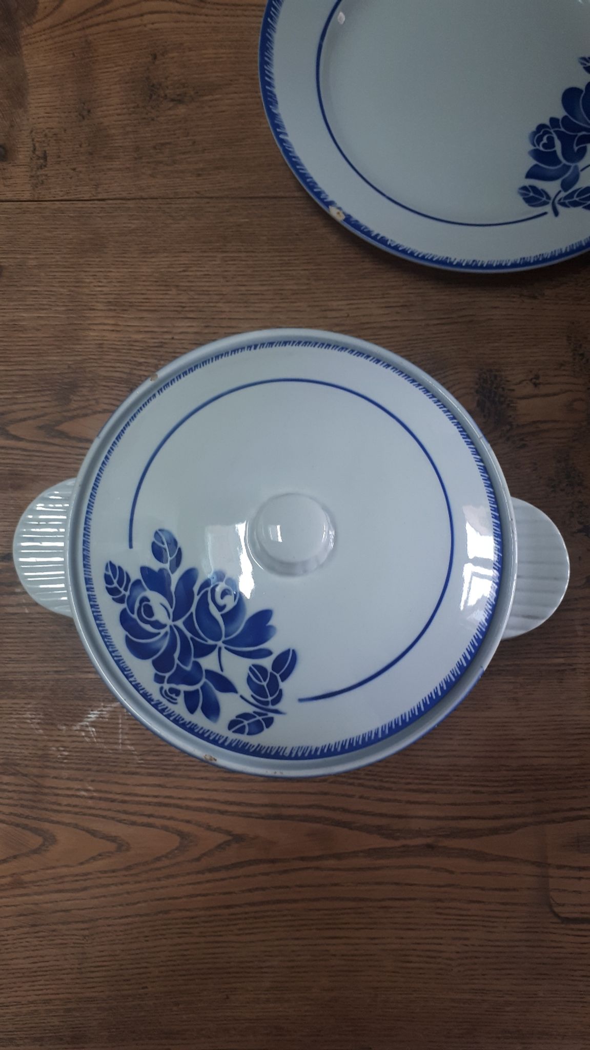 Série de plats Badonviller Fleurs bleues