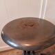 Tabouret industriel à vis