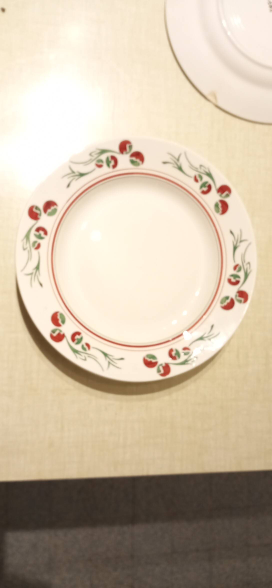 6 assiettes plates Villeroy & Boch art-déco