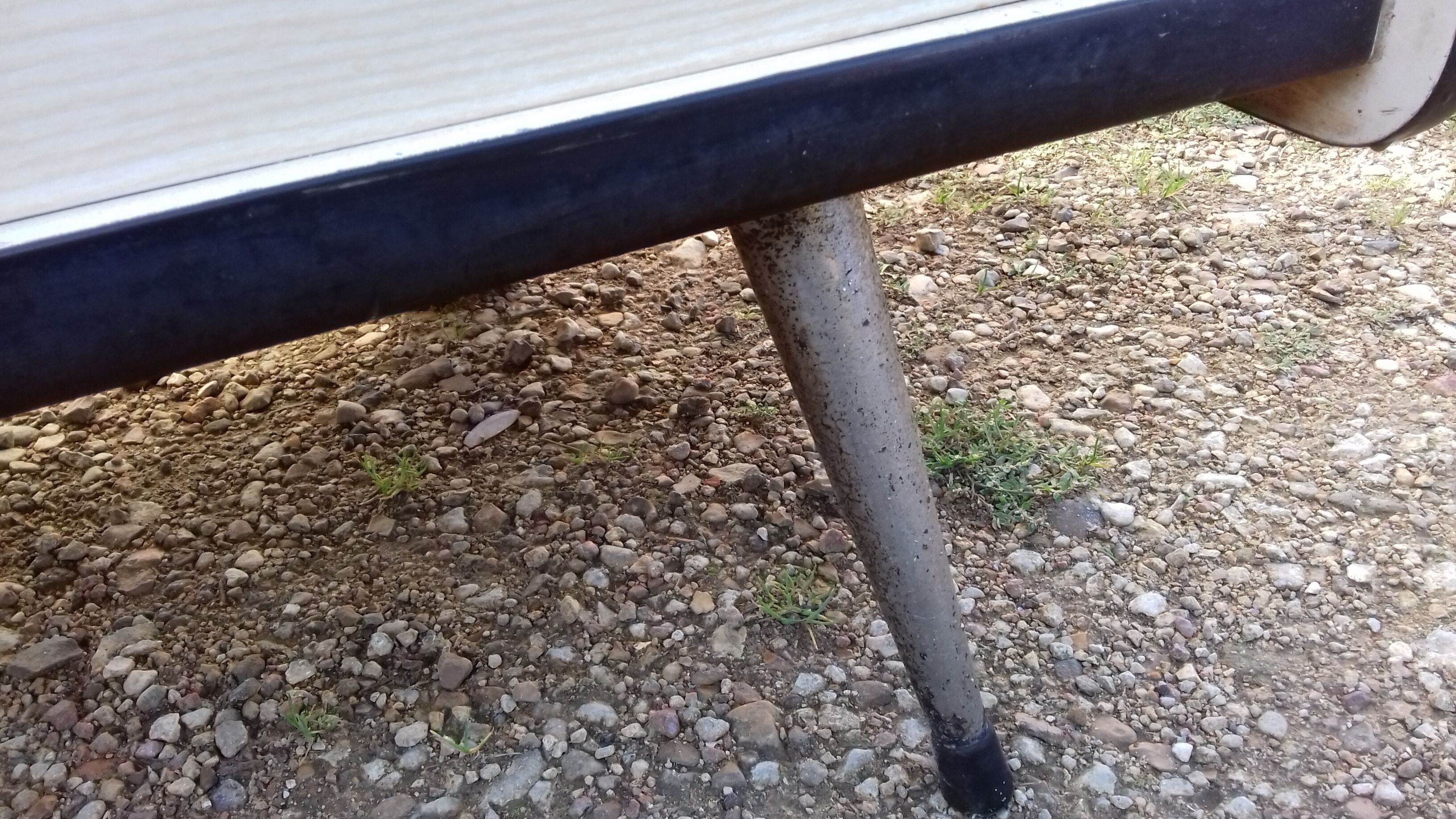 Formica kitchen buffet