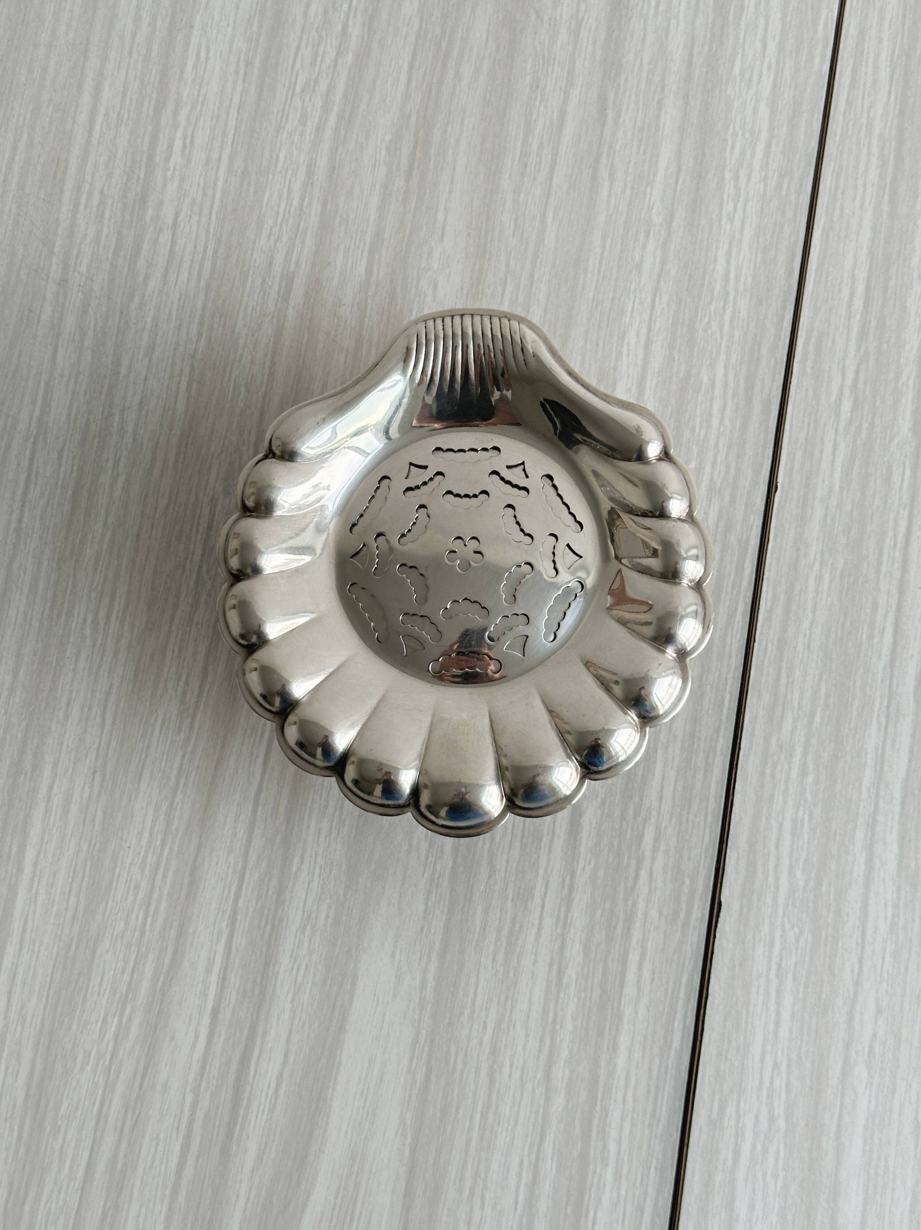 Silver-plated butter dish