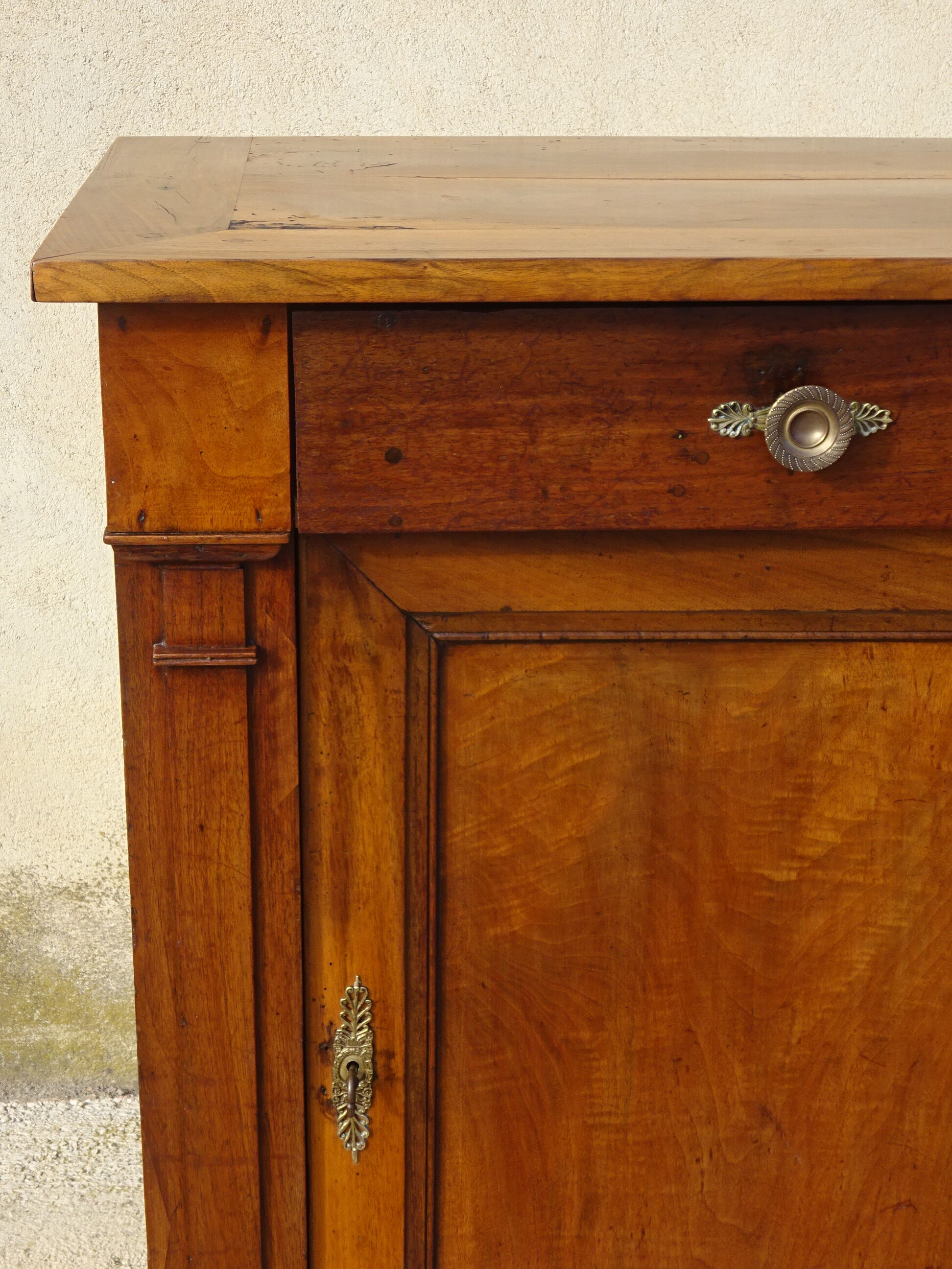 Empire jam maker in solid walnut