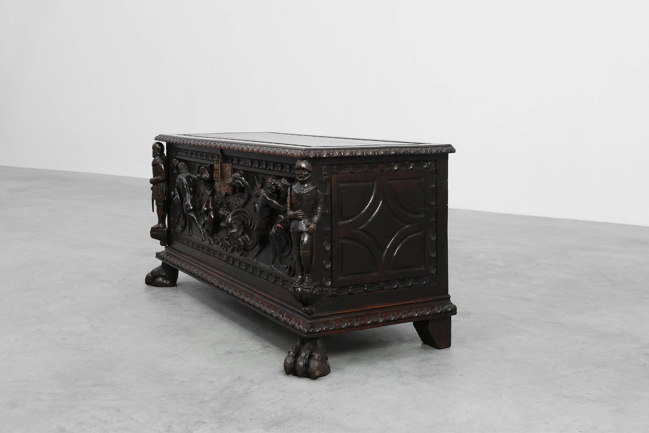 French Neo‑Renaissance Oak Blanket Chest, 19th Century