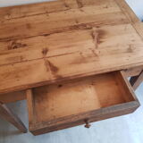 Farm table