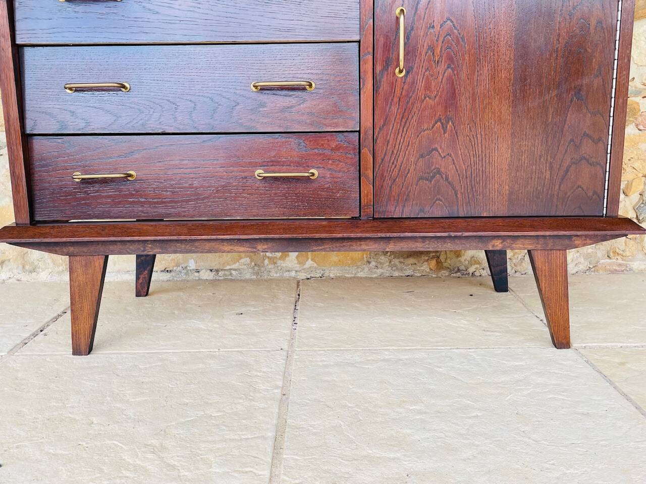 Large vintage chest of drawers with four drawers and one door in oak, circa 1960s