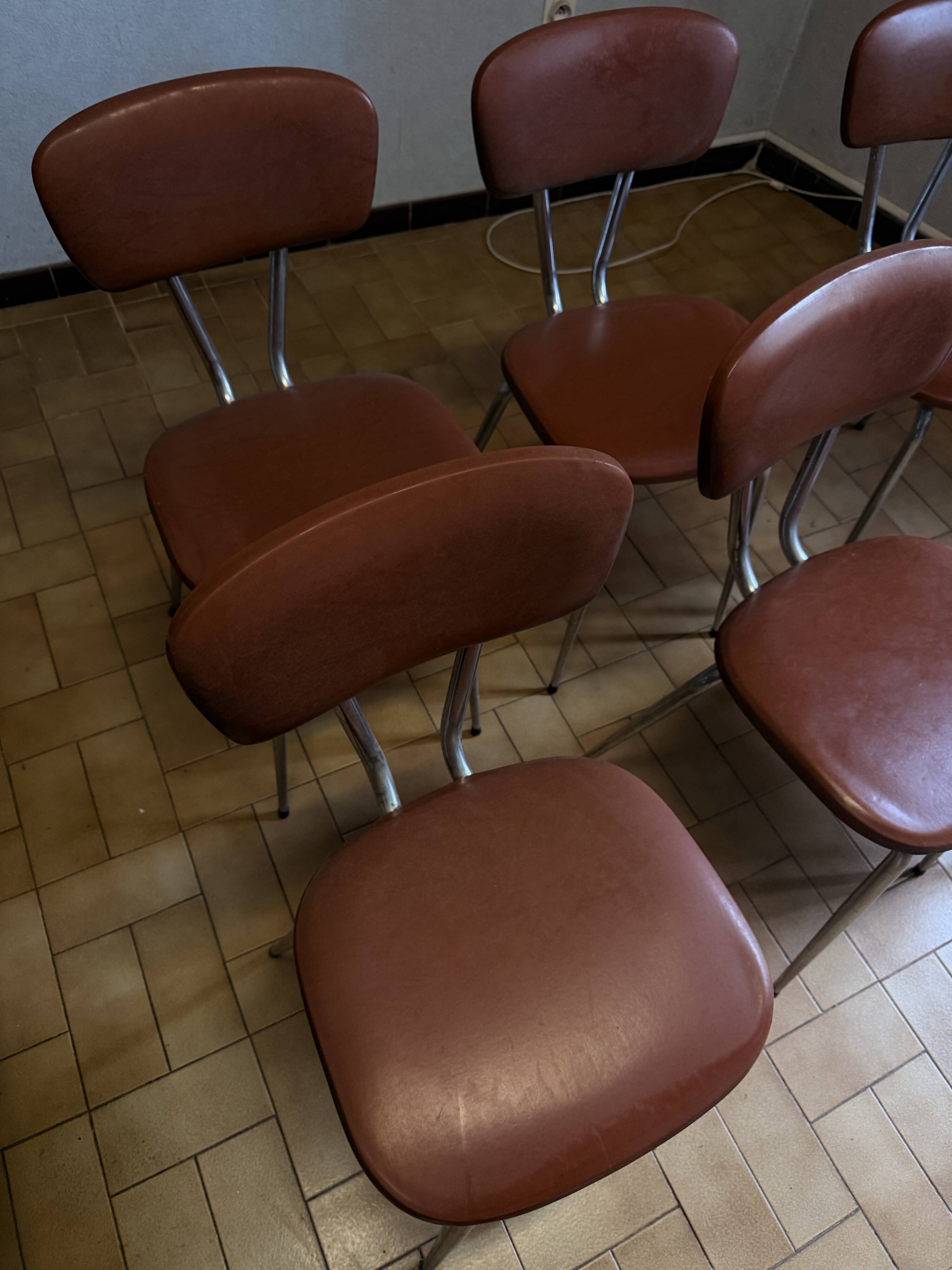 Vintage chairs x6
