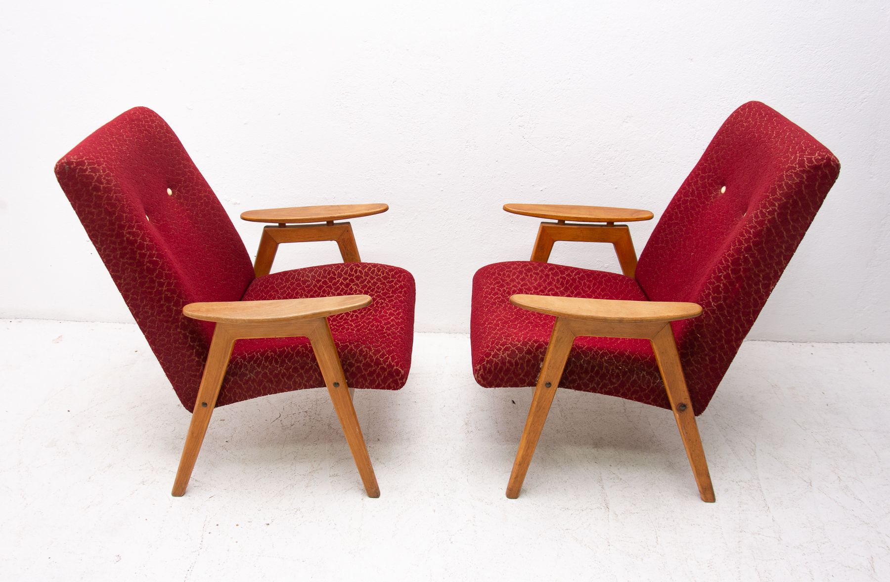 Pair of armchairs by Jaroslav Šmídek for UP závody, 1960´s