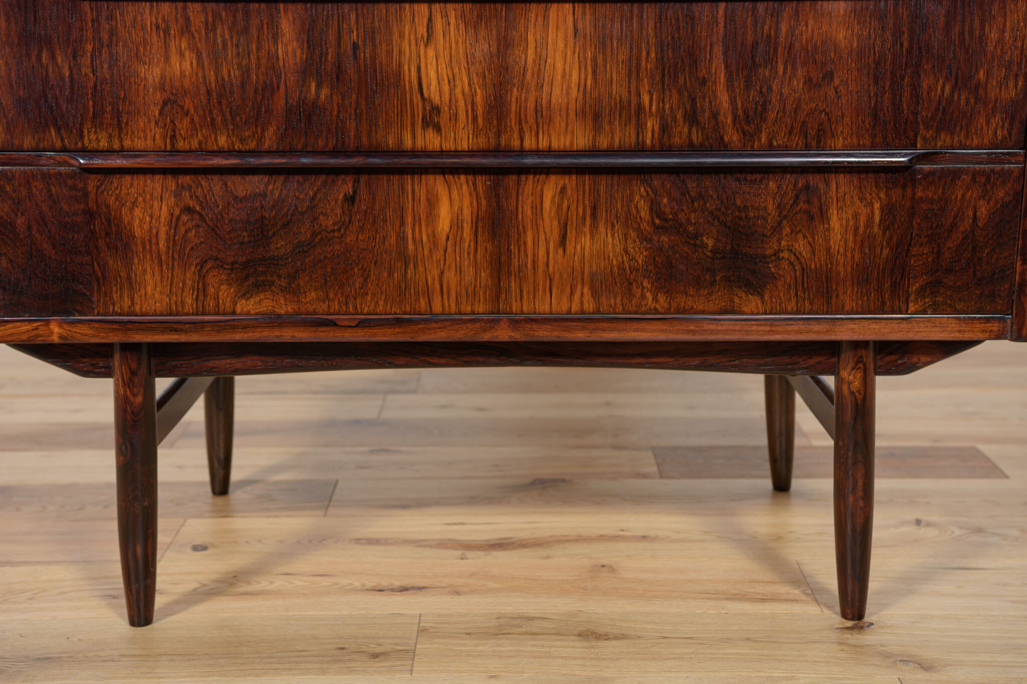 Mid-century rosewood shelf with pull-out top, 1960s