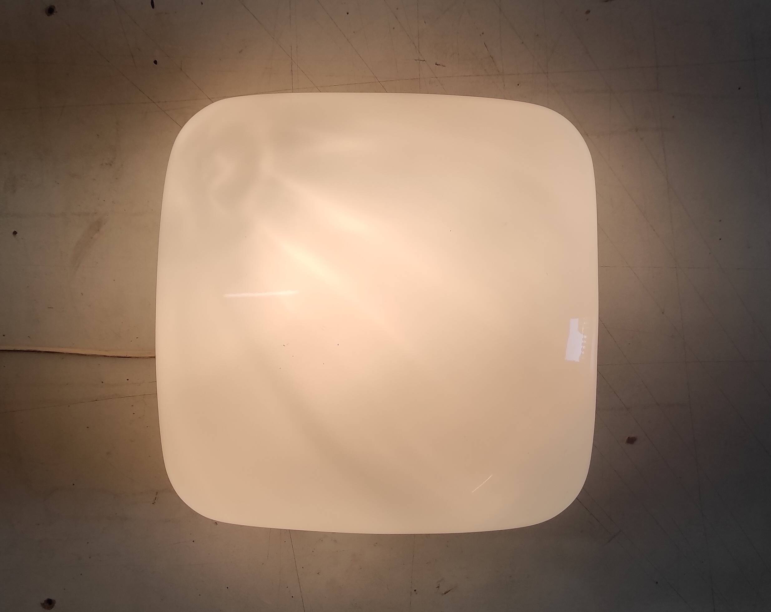 Plafonnier ou applique globe opaline carré 25 cm - mid. XXème