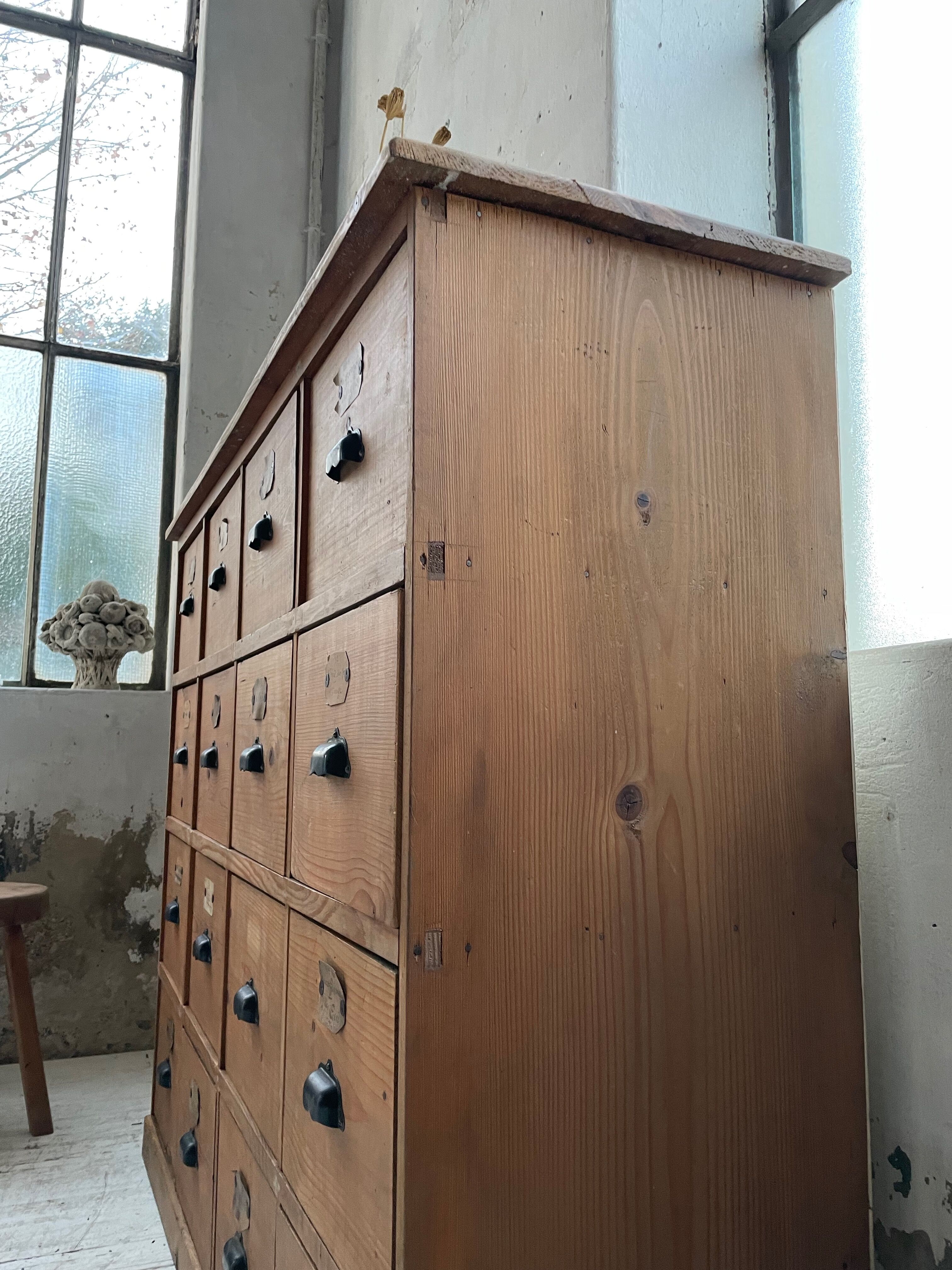 1900 pine craft furniture