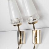 Paire d'appliques laiton et verre blanc et transparent 1960