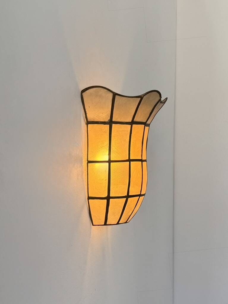 Vintage wall light, mother-of-pearl and brass, France, 1970.