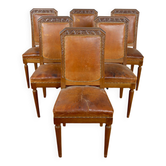 Lot de 6 chaises Art Déco en noyer sculpté, Circa 1920