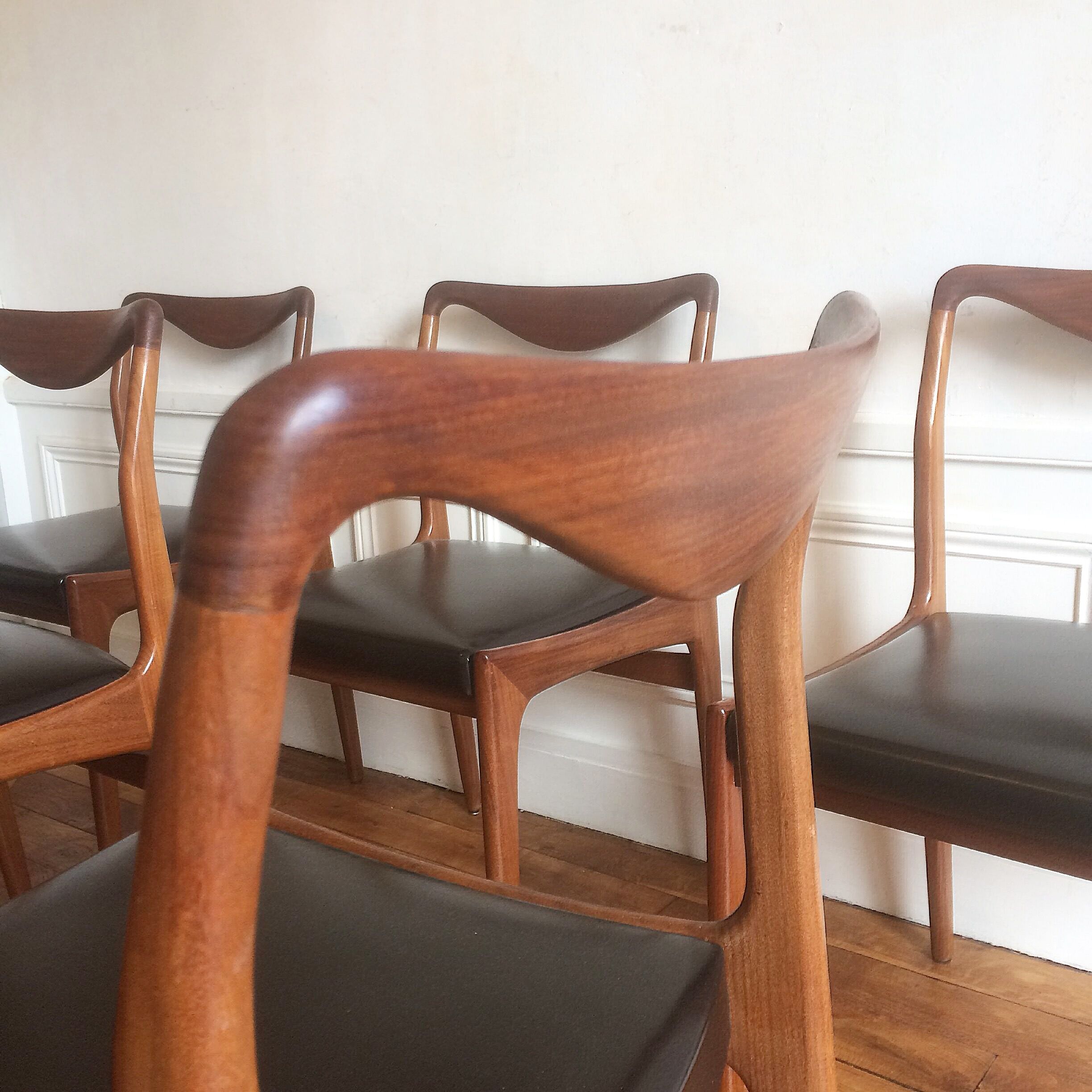 Set de 6 chaises scandinave en teck, circa 1960