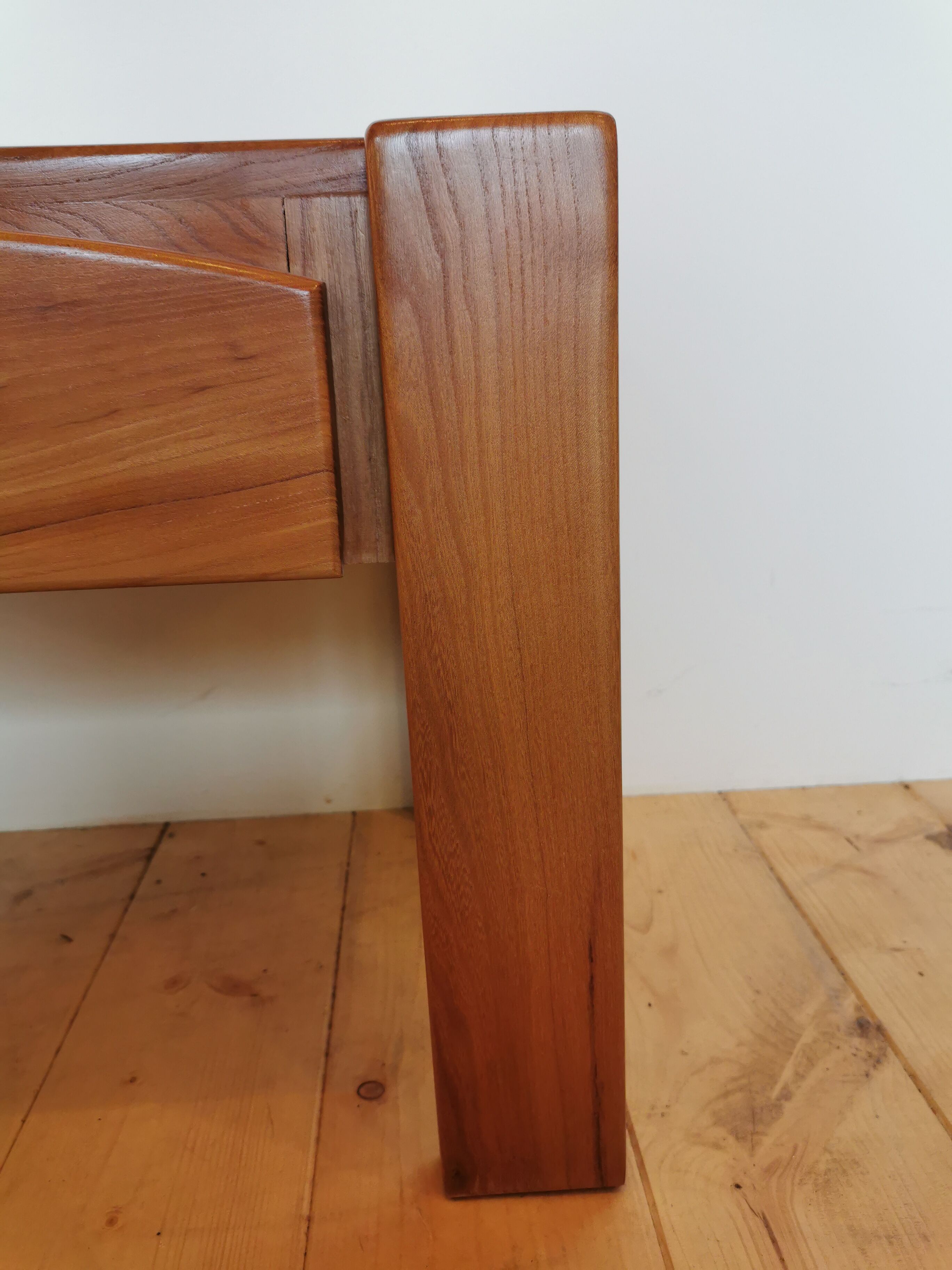 Paire de chevets en orme Maison Regain