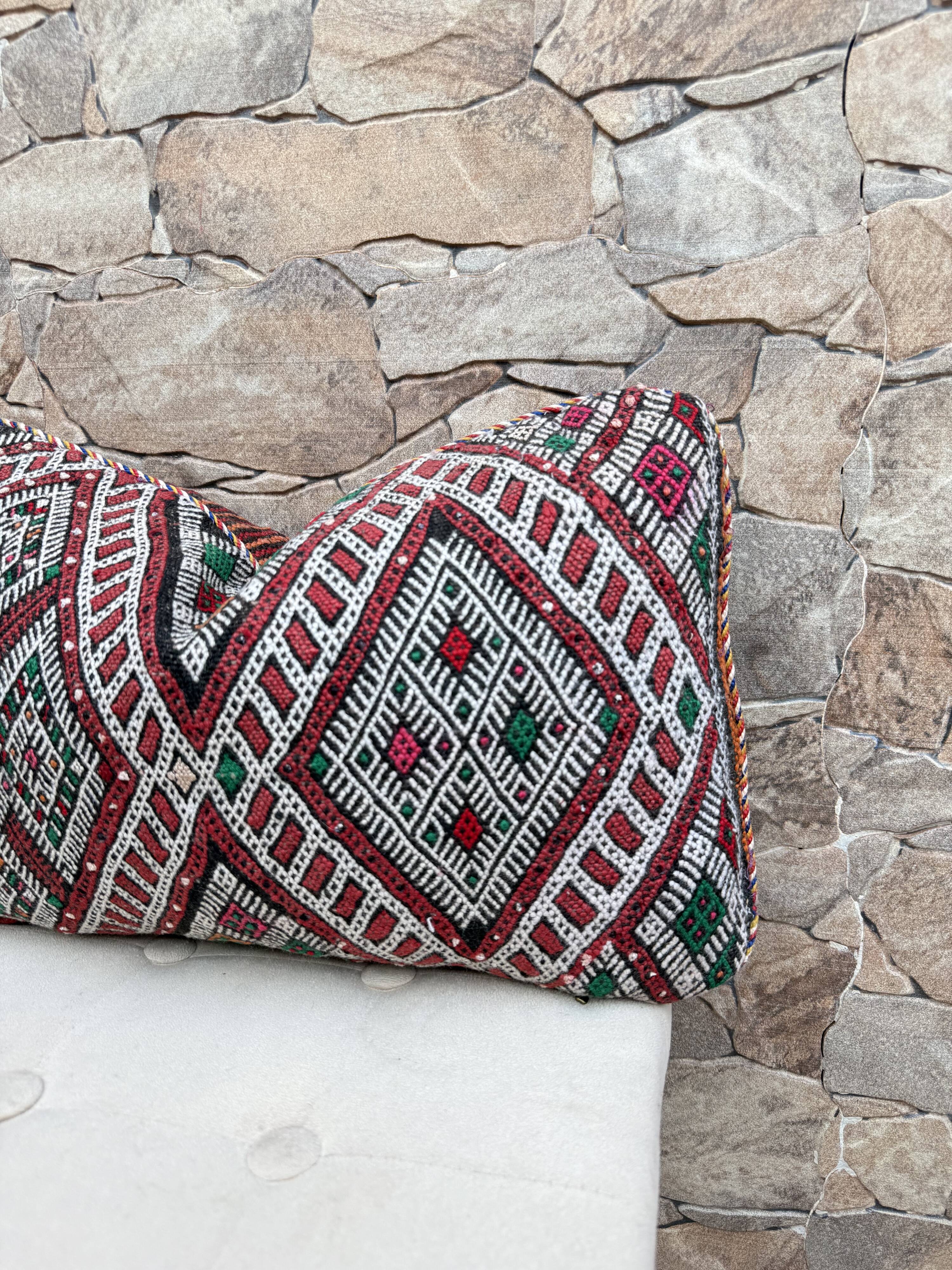 Vintage Moroccan Berber wool cushion cover
