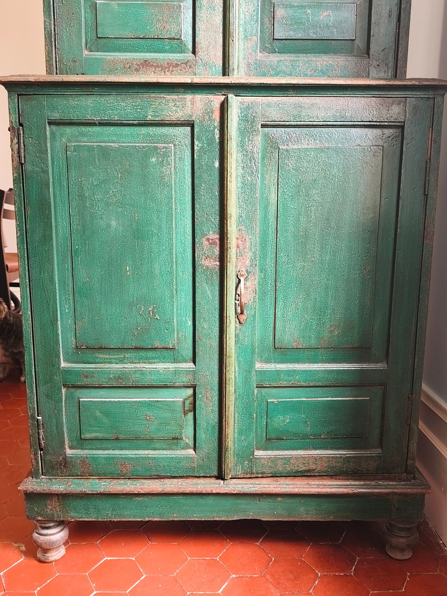Vaisselier, buffet vintage vert