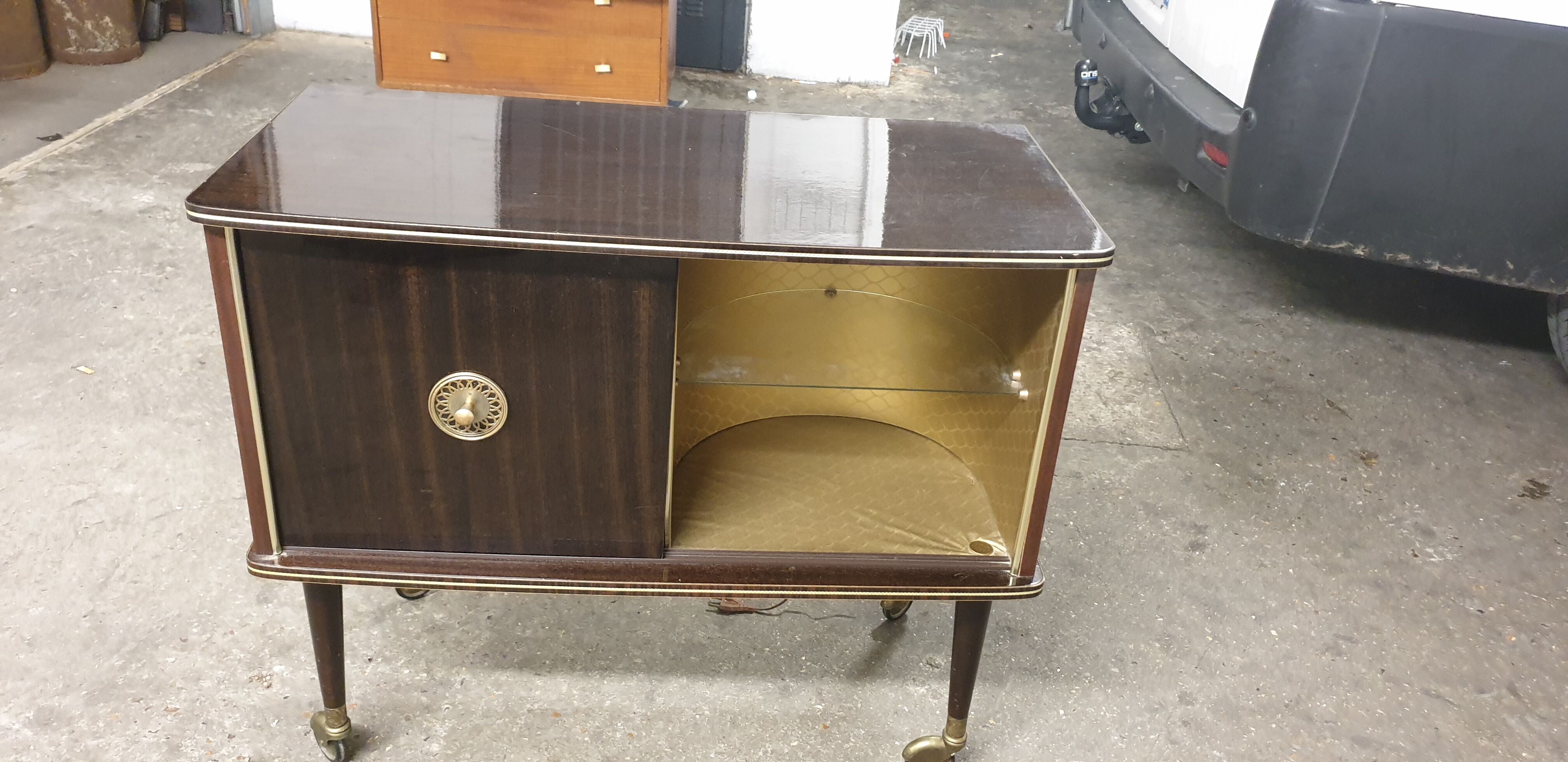 Vintage roller bar