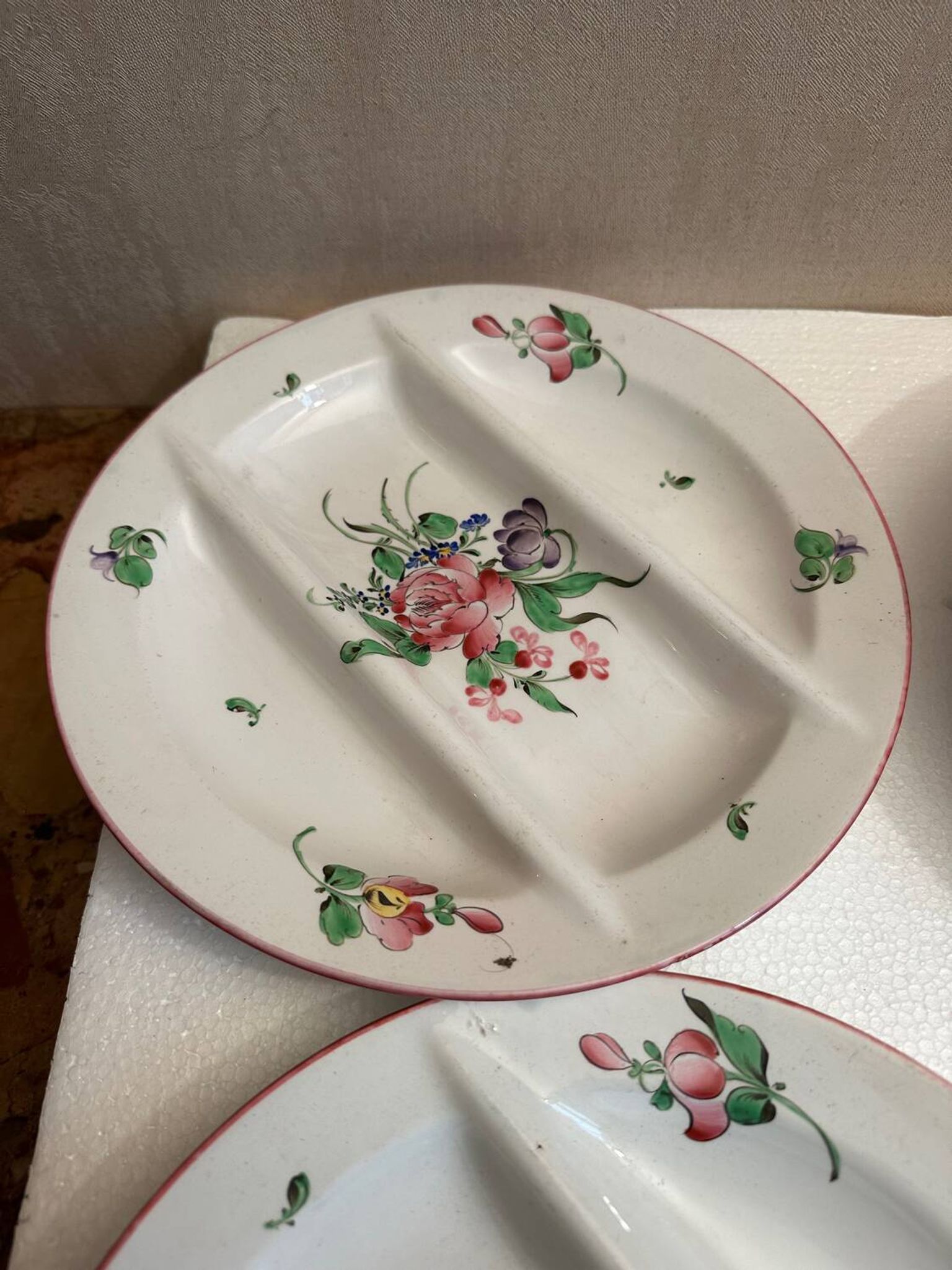 6 assiettes à Asperges Luneville début XX e siècle