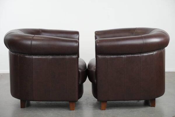 Set of two round cowhide  leather club armchairs in English style