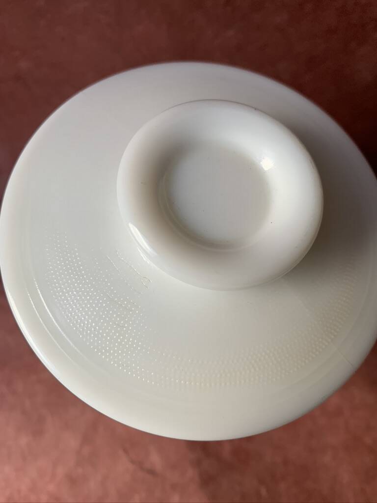 Pot opaline blanc