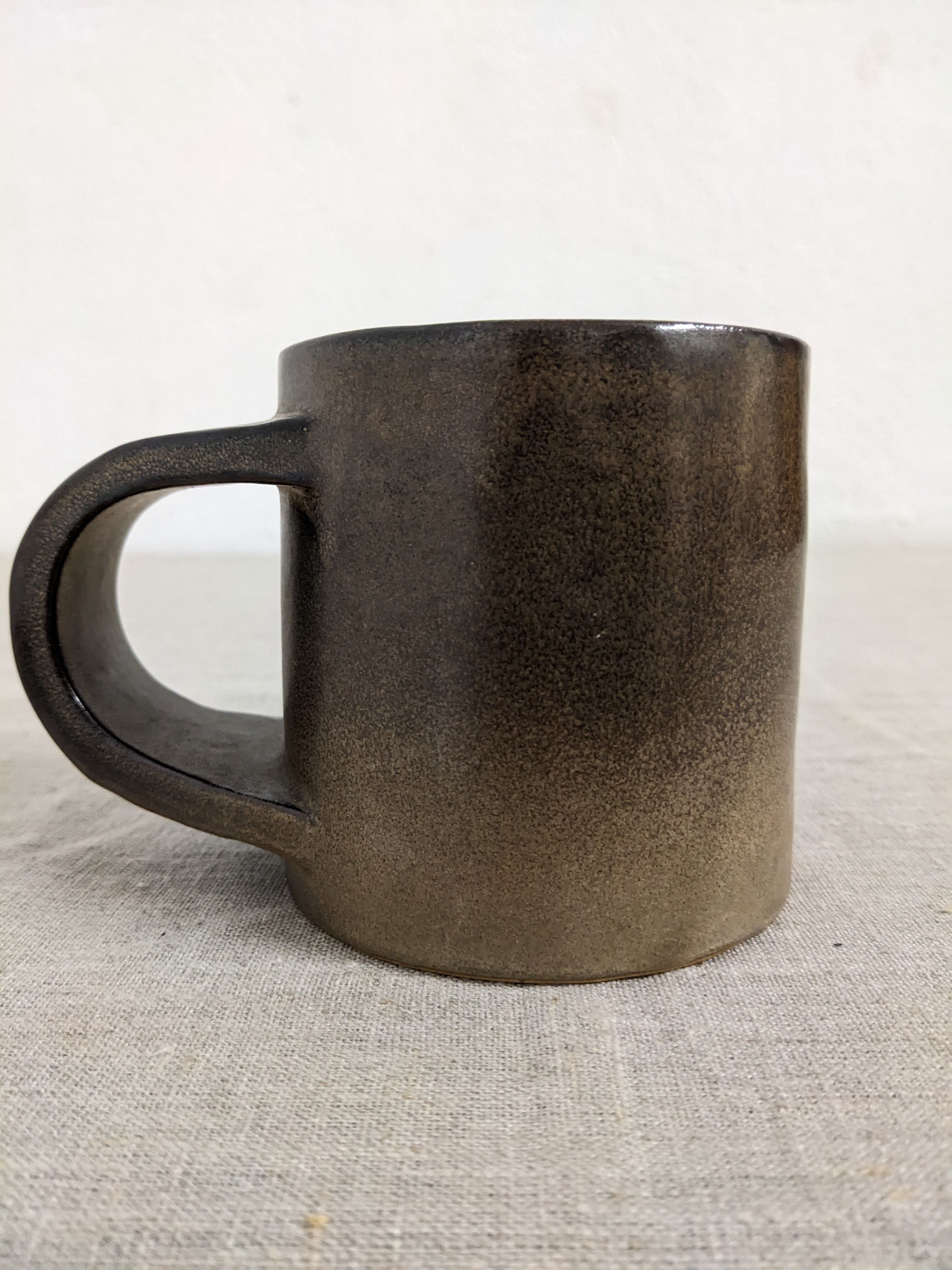 Mug or brutalist sandstone cup from the 50s/60s