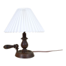 Lampe de table en bois tourné années 50 avec abat-jour plissé et interrupteur en bakélite