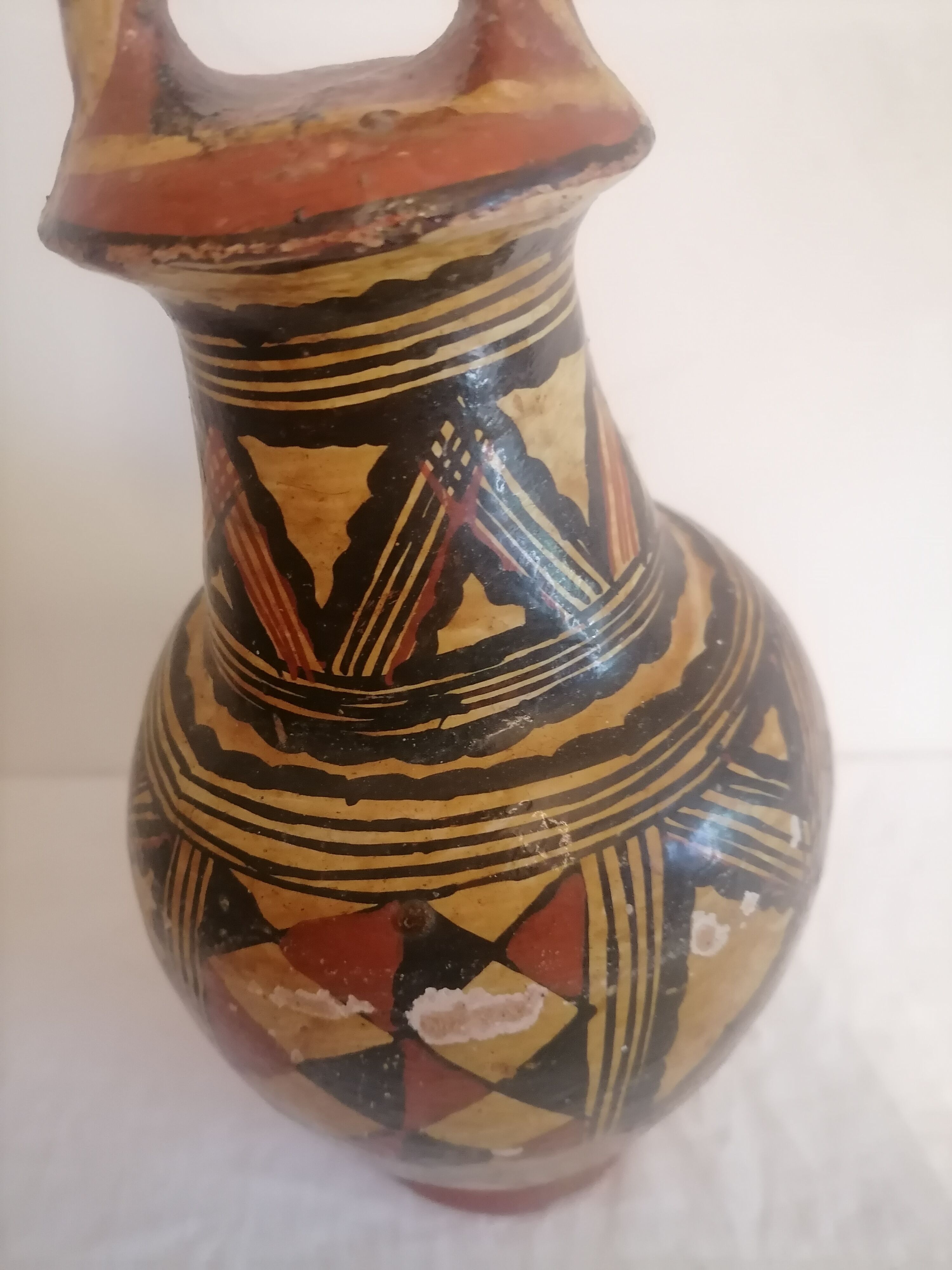Old bottle, Kabyle pottery