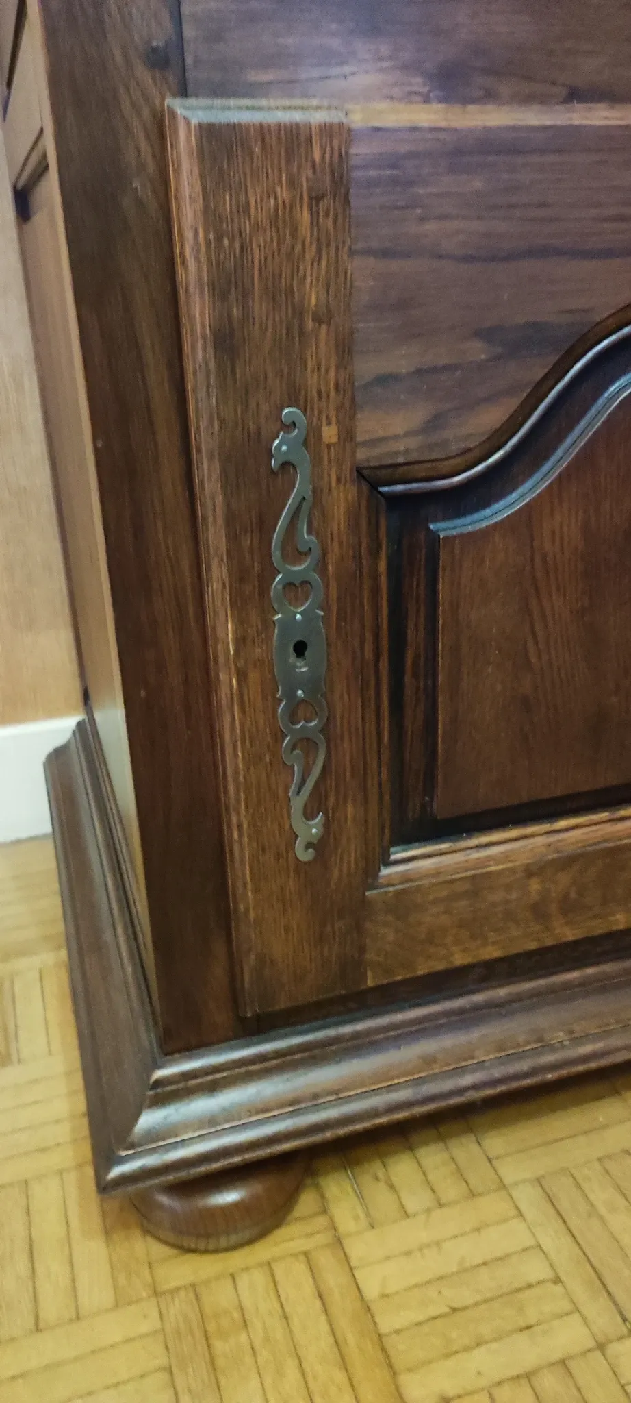 Solid oak furniture for hi-fi system, or other.