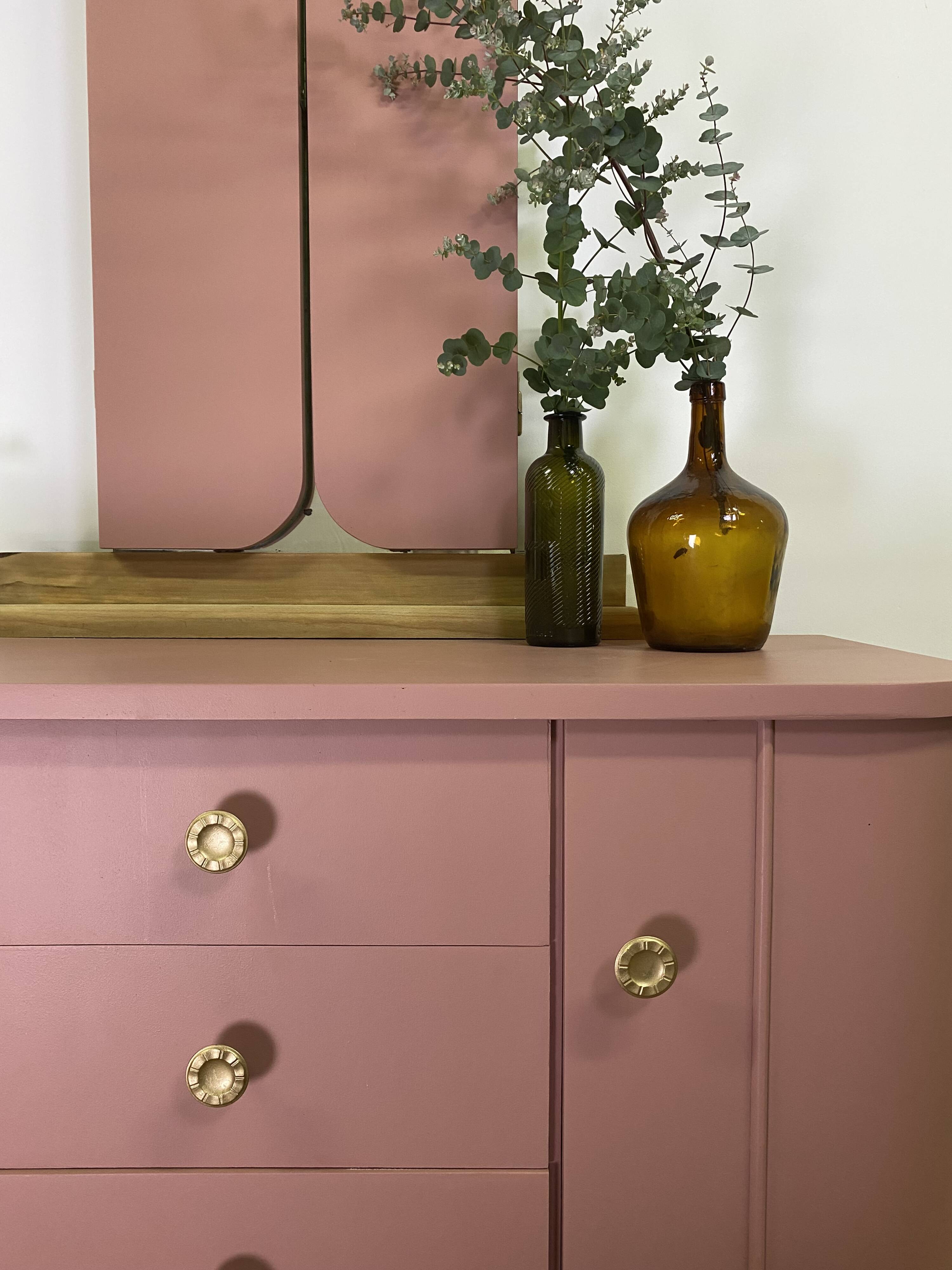 Vintage dressing table