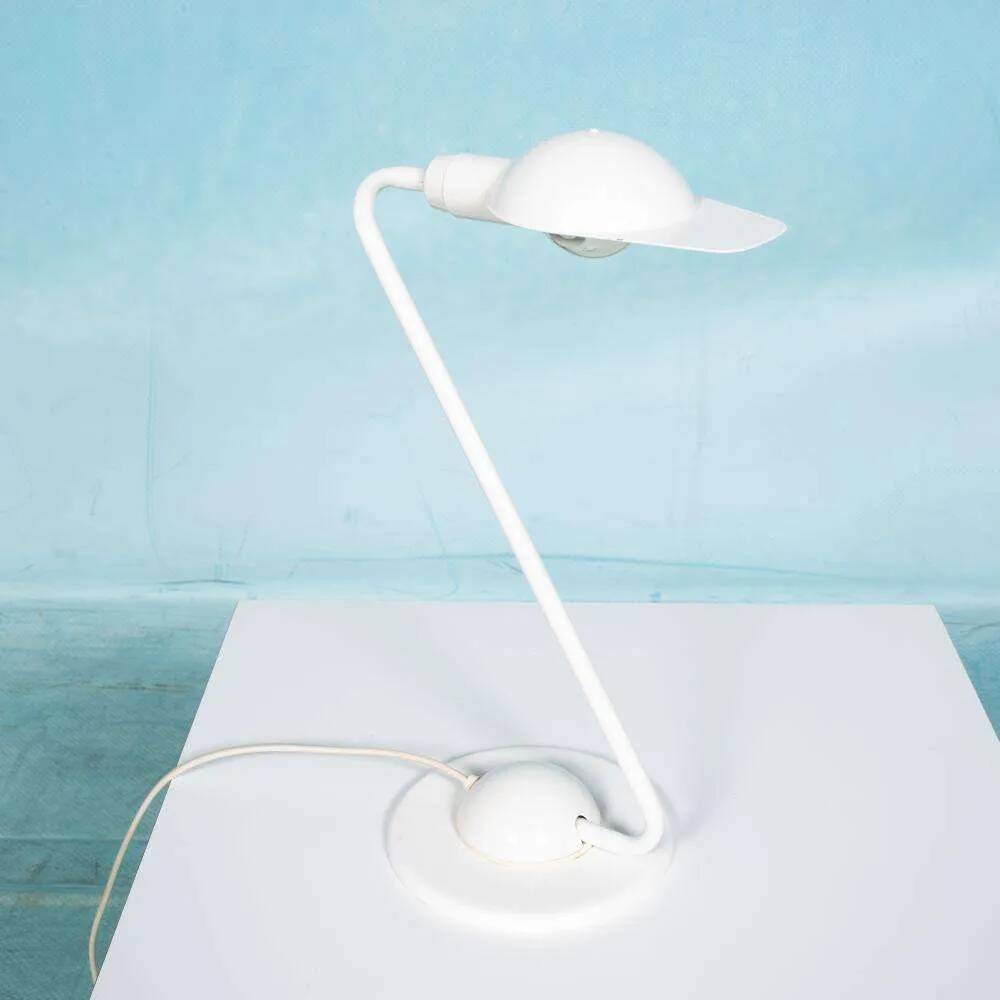 Vintage 1980s 'pet' desk lamp, Memphis Cap desk lamp.