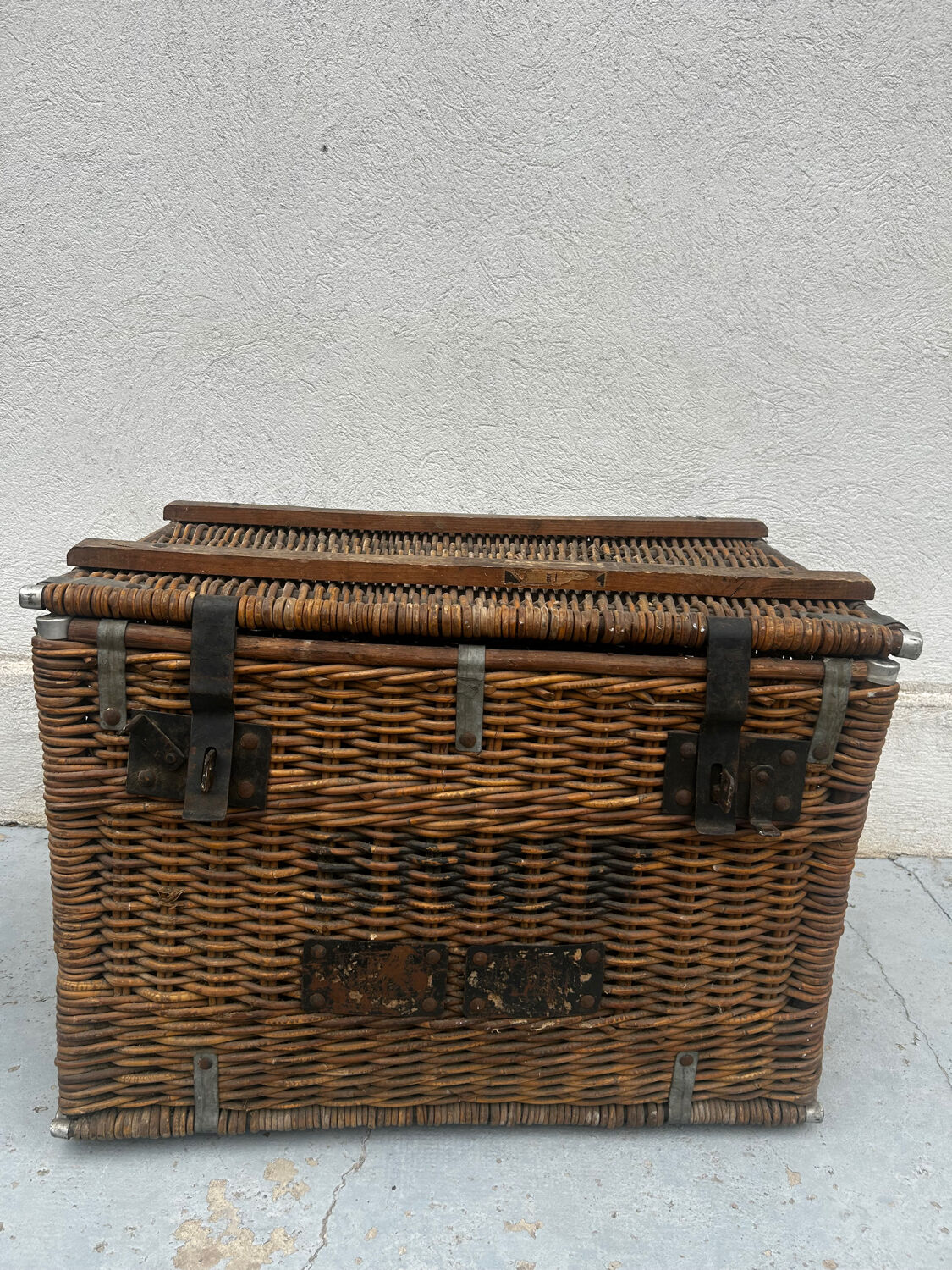SNCF wicker trunk – vintage industrial chest from the 1940s