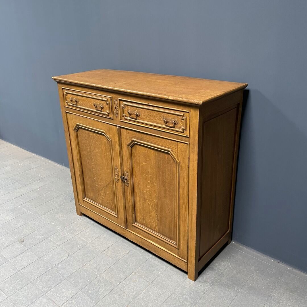 Armoire française peinte