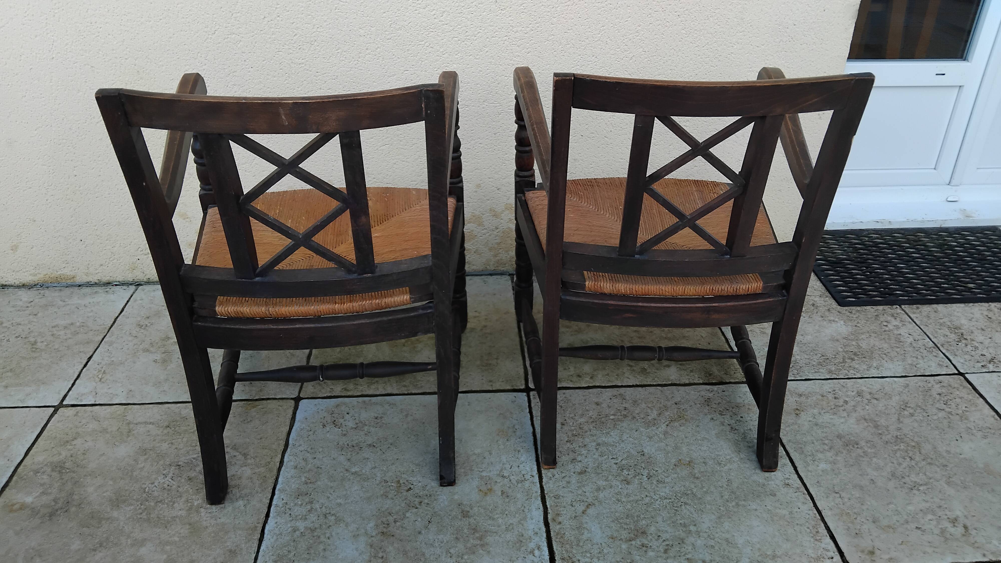 Pair of vintage straw seat armchairs from the 30s/40s.