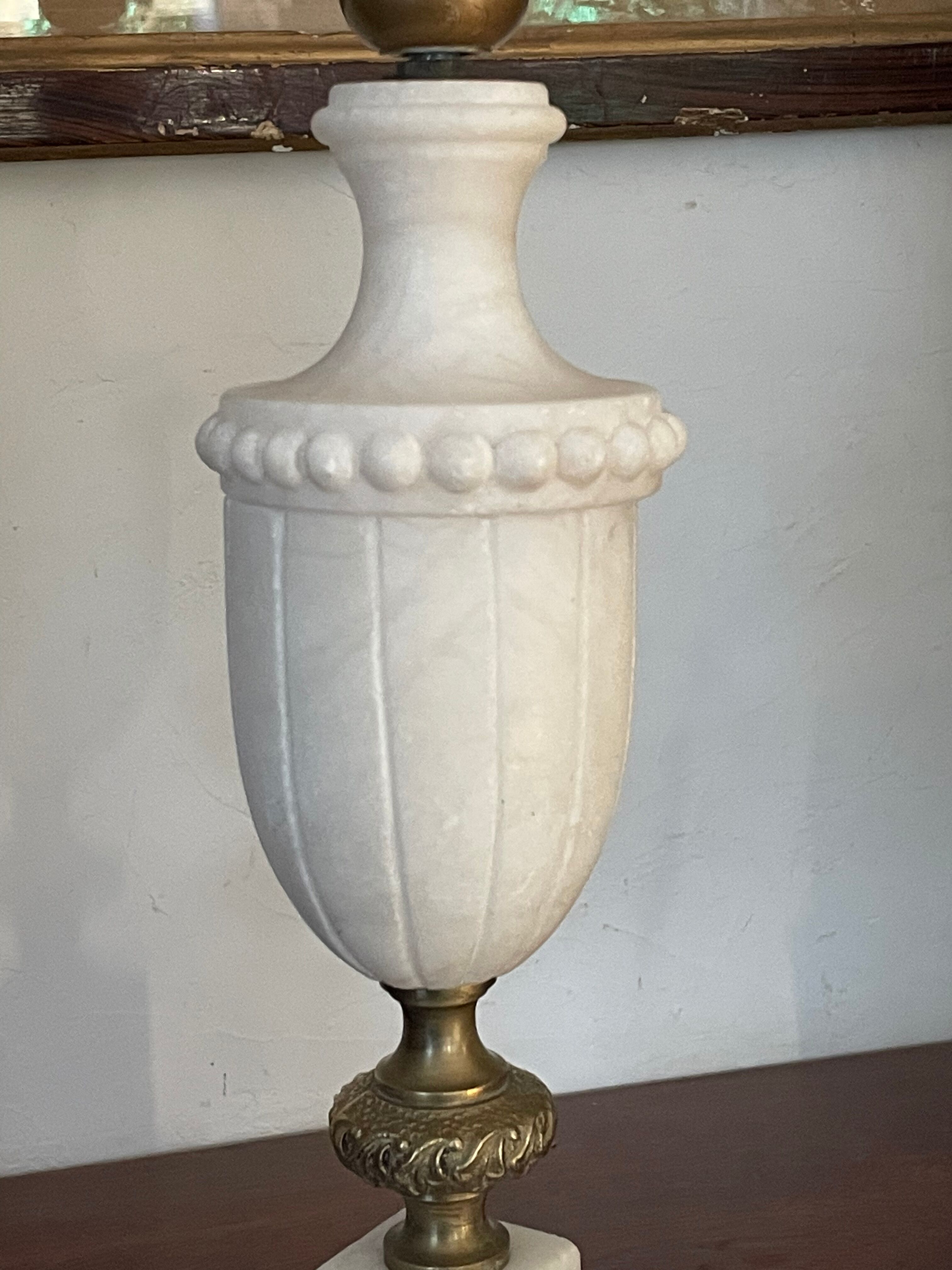 Paire de pieds de lampe marbre et laiton