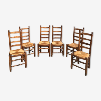 Lot de 6 chaises anciennes et rustiques