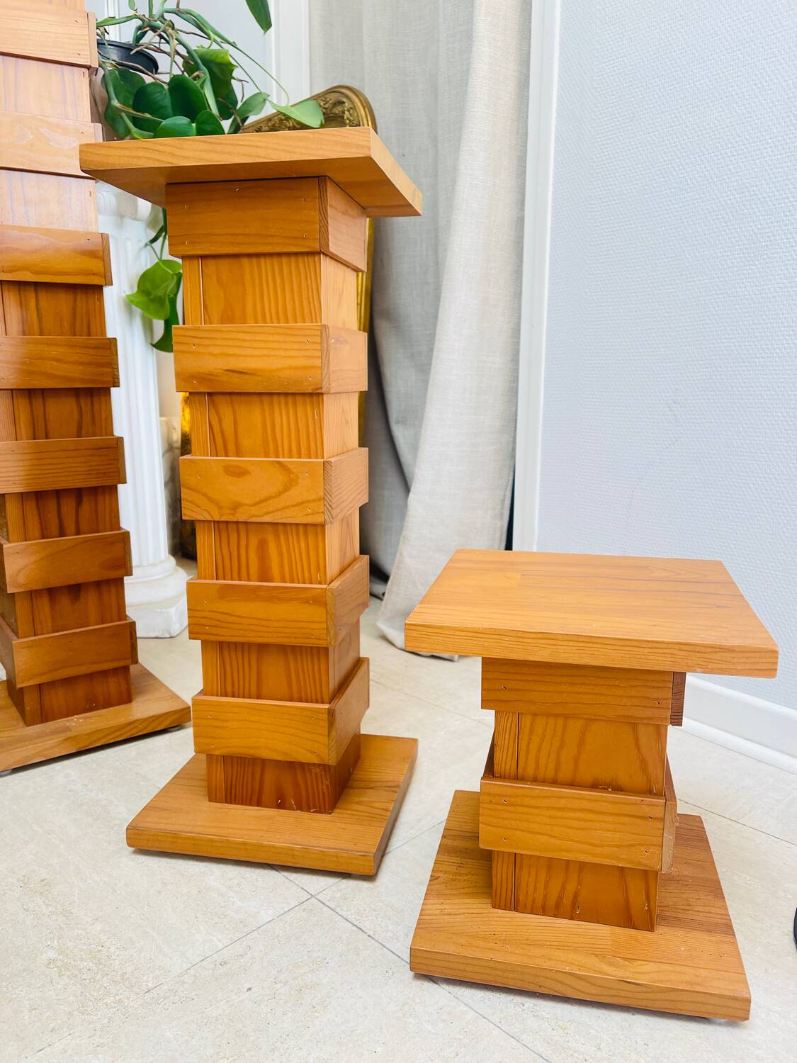 Teak column plant stand, 70s-80s