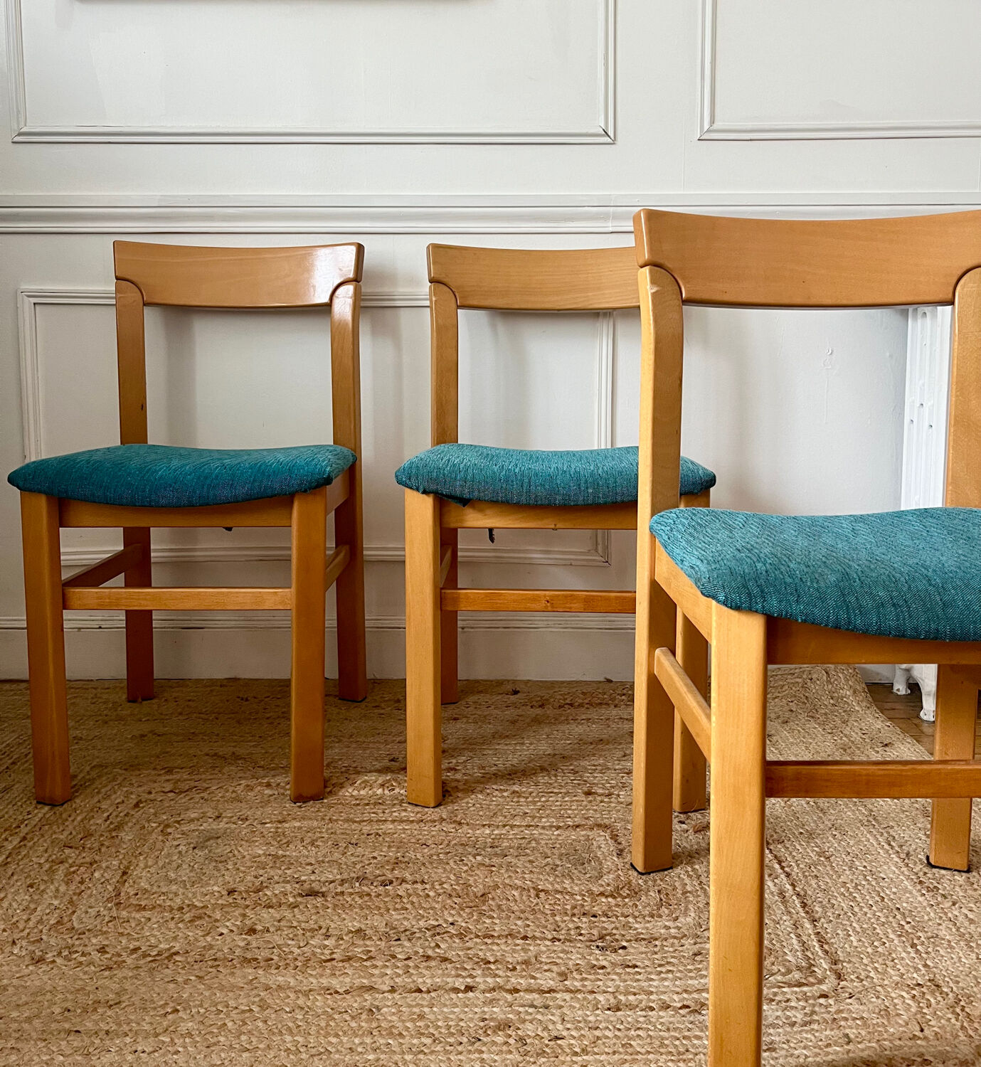 6 solid elm chairs from the 1970s