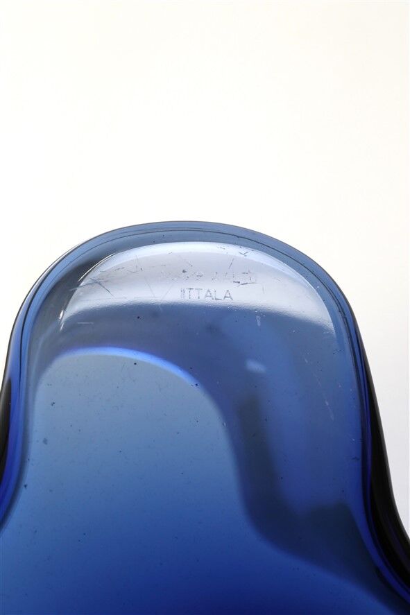 Big Iittala / Alvar Aalto “3030” / “Savoy” vase / cobalt blue / mid-century modern design