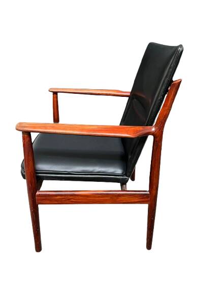 Pair of armchairs by A. Vodder for Sibast