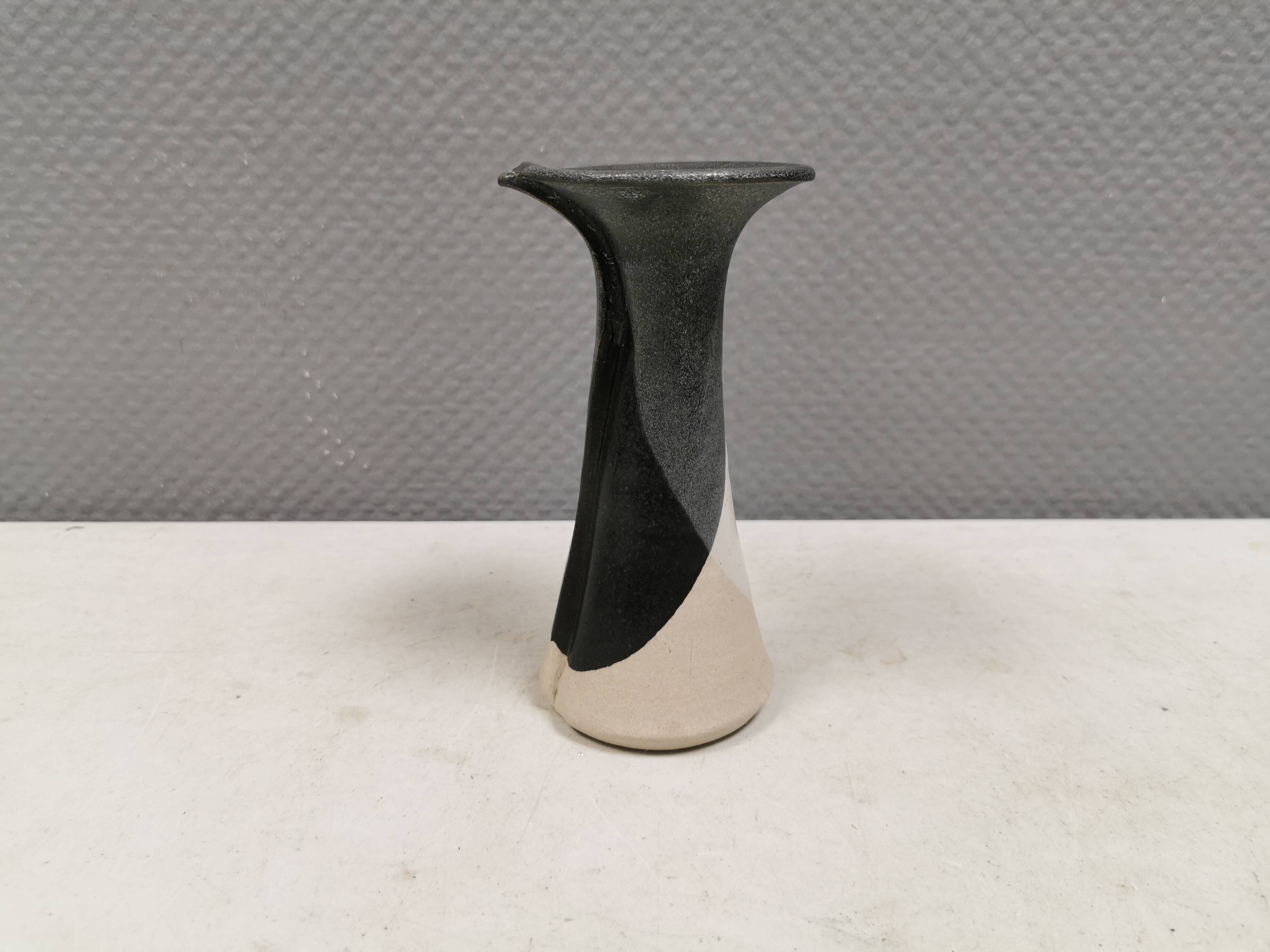 Beautiful ‘folded’ vase by Aage Würtz, Denmark, 1980s