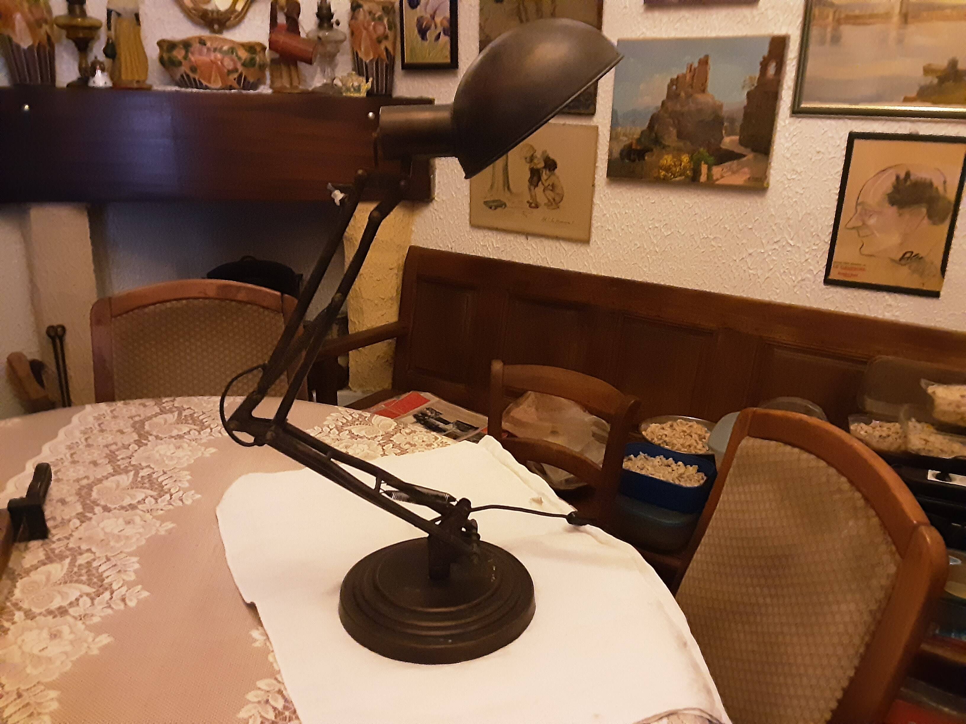 Antique workshop lampnevfer 2 branches