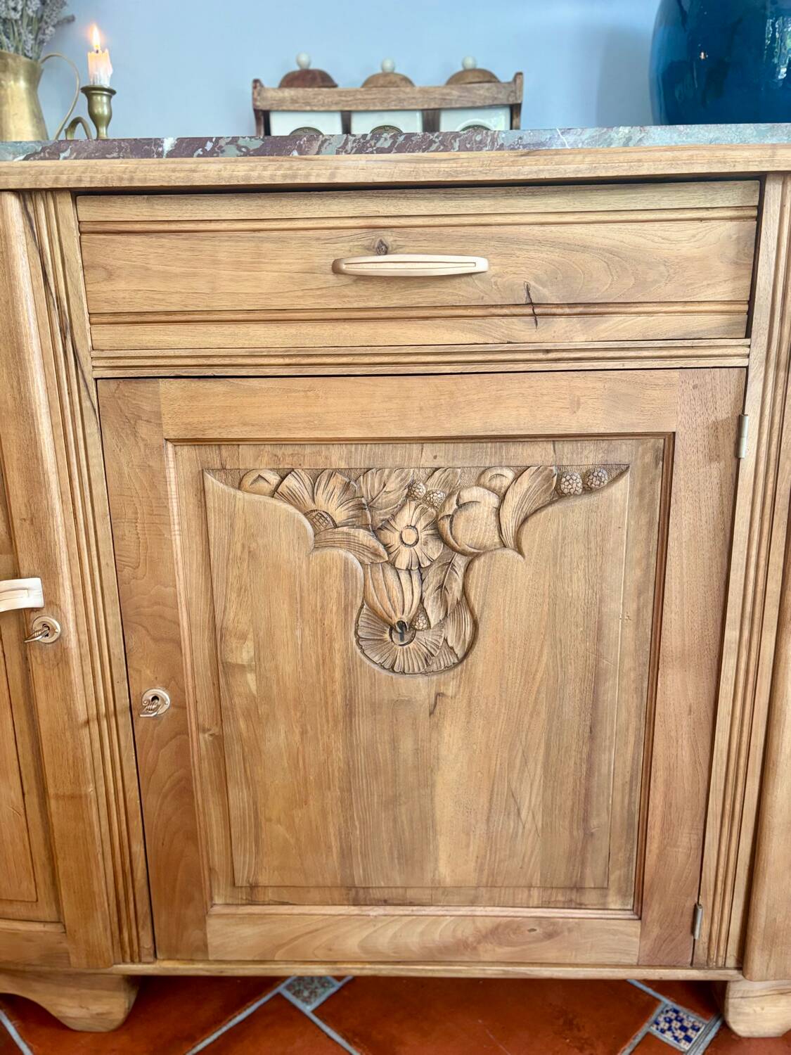 Buffet art déco en chêne massif