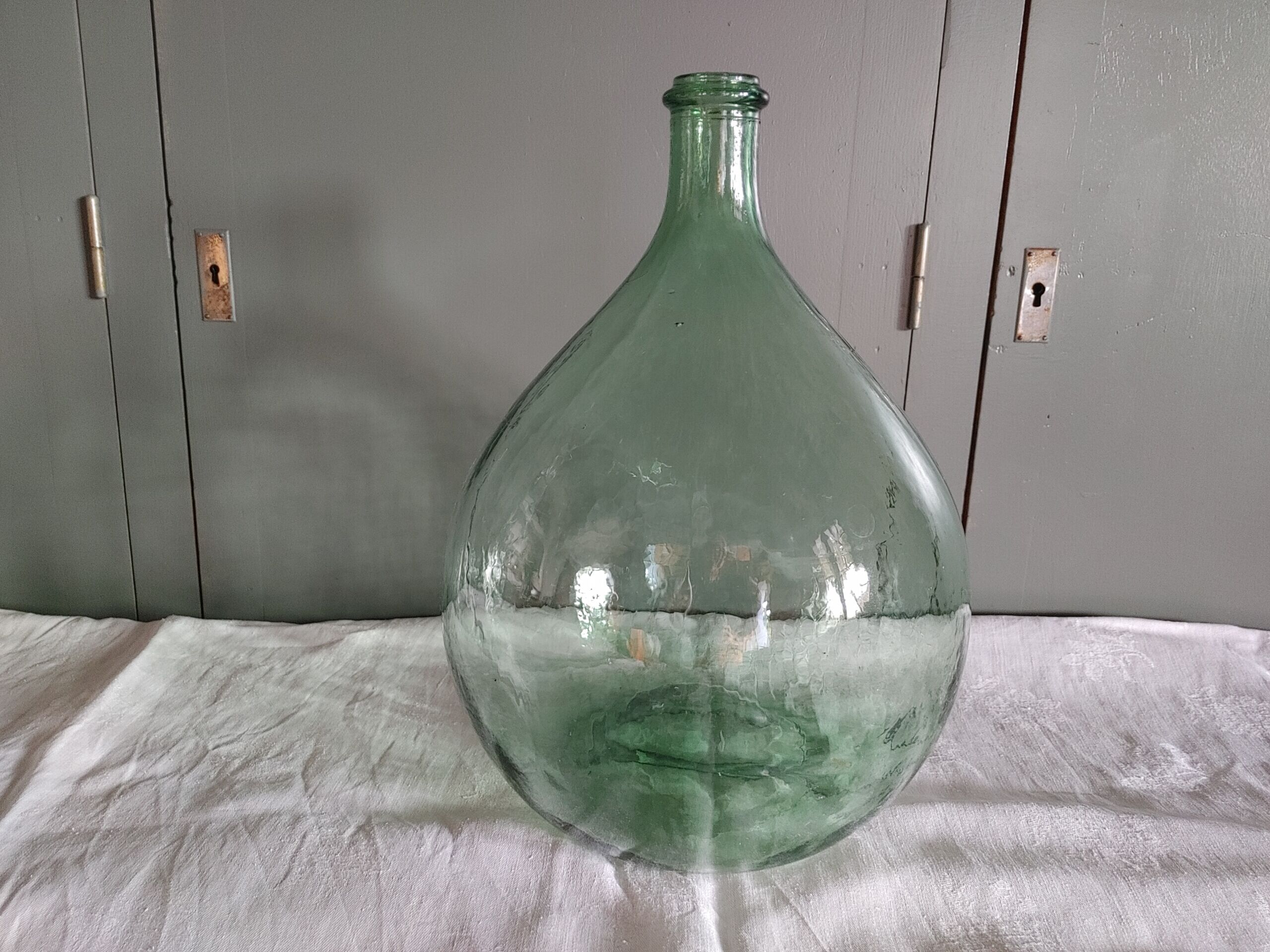 Dame jeanne old bubbled glass - 10 liters - height 36.5 cm