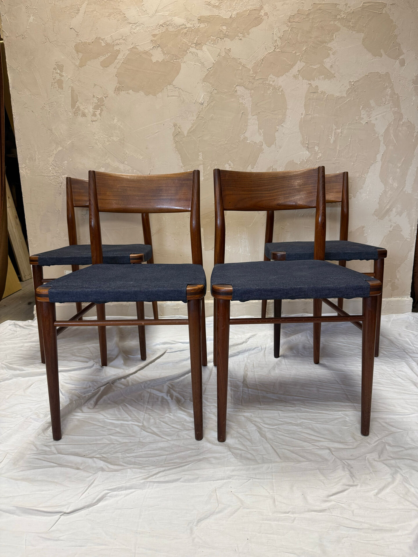 Chaises scandinaves 1970