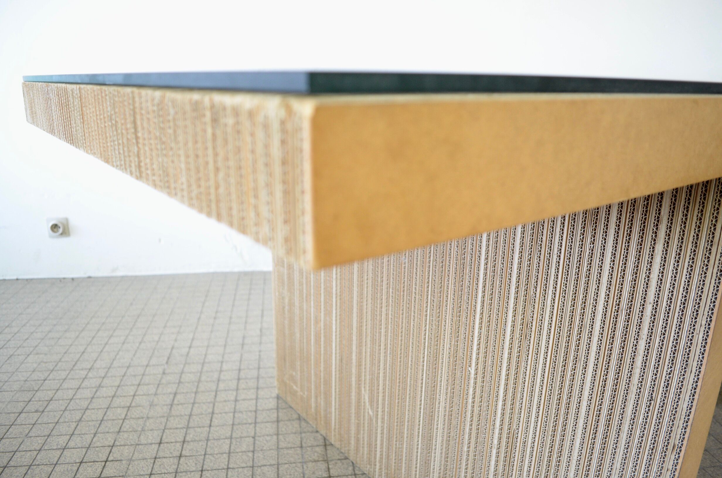 Vitra 'Easy edges' table by Frank Gehry 1972 vintage design