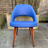 Pair of conference chairs by Eero Saarinen, Knoll